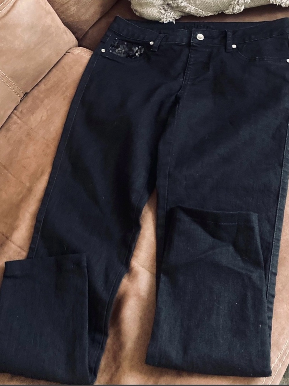REIN Dark Wash Straight Leg Jeans - Black sz 9